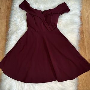 Speechless Women's Off The Shoulder Flowy Bottom Dress